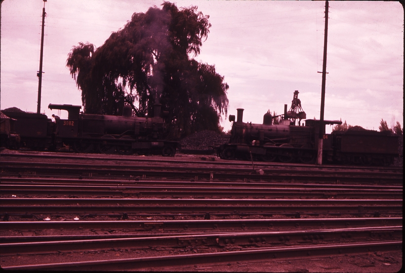 100336: Cootamundra - 3082T 3004T