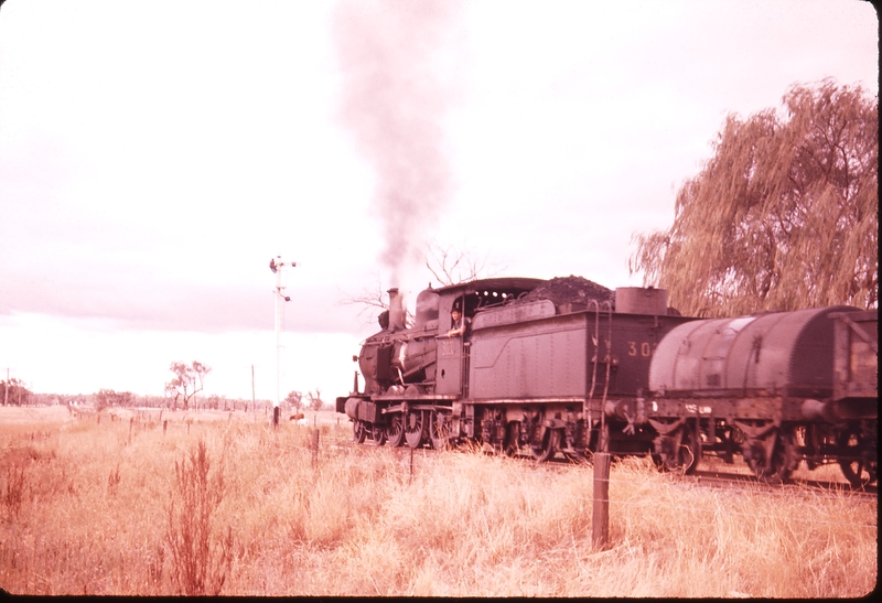 100356: Troy Junction Down Coonamble Goods 3020T Receding View