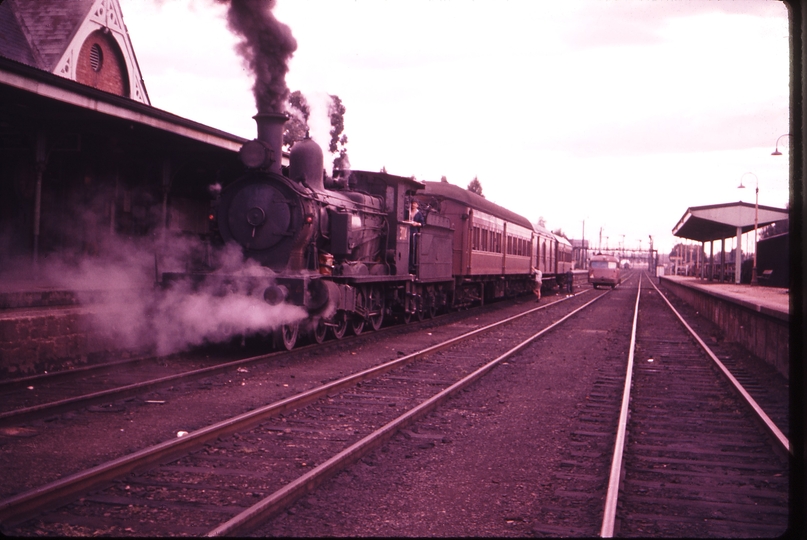 100412: Cootamundra Down Tumut Passenger 3004T