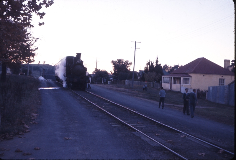 100546: Approaching Yass Town Down AREA Special 1301