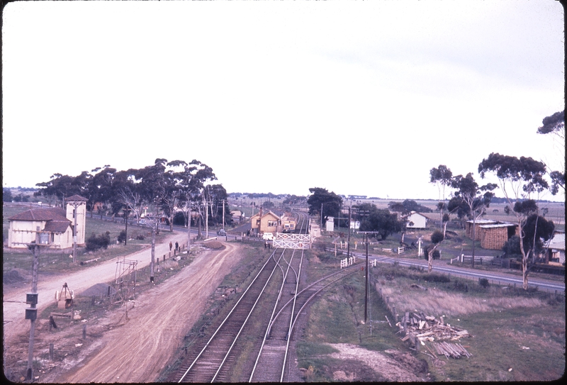 100556: Craigieburn Looking Up from Overpass