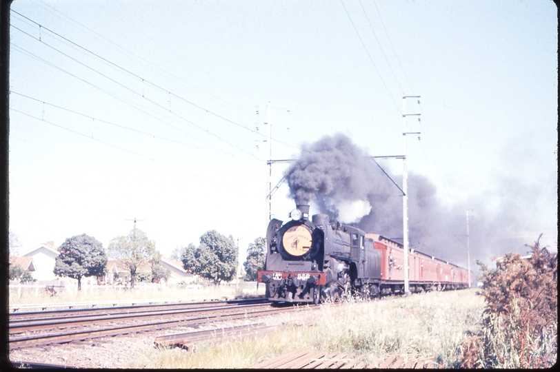 100583: Caulfield down side Down PBPS Dairylander A2 986 Photo W M Langford