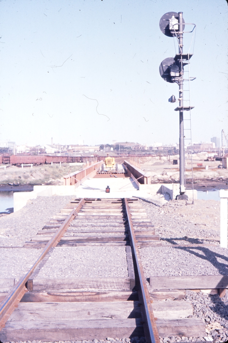 101196: Moonee Ponds Creek Junction looking towards Melbourne