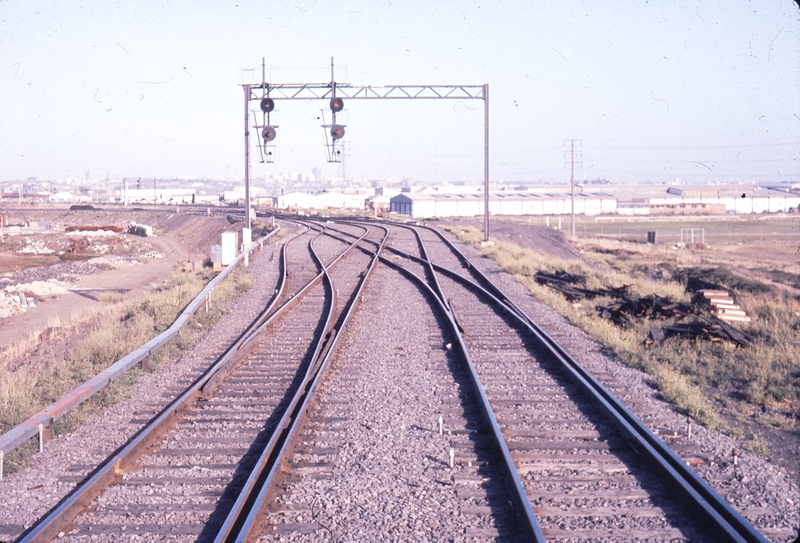 101200: South Dynon Junction