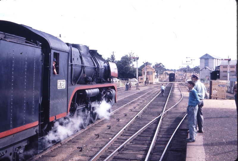 101239: Maryborough R 720