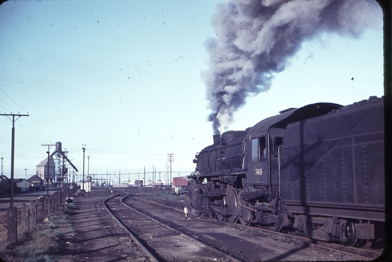 101882: Port Pirie Junction Shunter 749