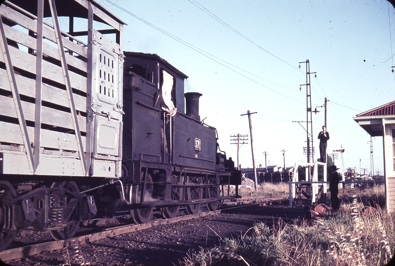 102090: Brooklyn A Shunter E 371