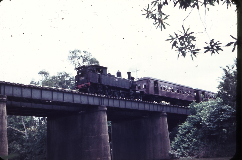 102252: Nepean River Bridge Up Passenger 3140