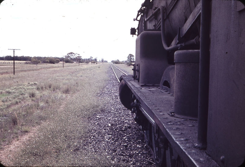 102335: Mile 335 Peak Hill Line Down Goods 3374