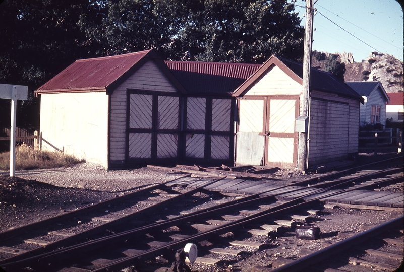 102499: Queenstown Gang Sheds