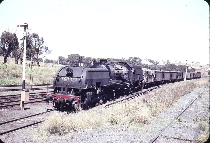 102700: Yass Junction Up Goods 6032