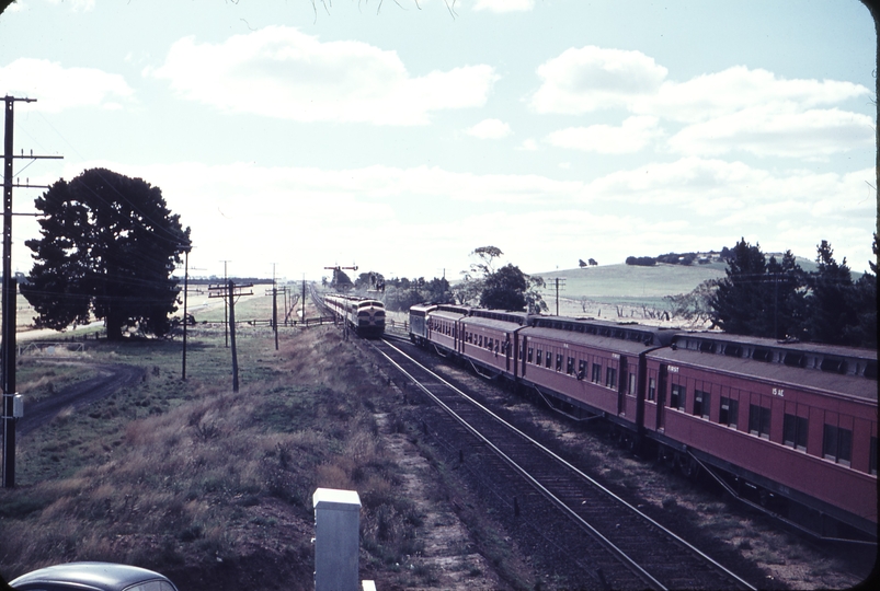 102768: Ingliston Up Royal Tour Special B 76 and Down Royal Tour Special B 62