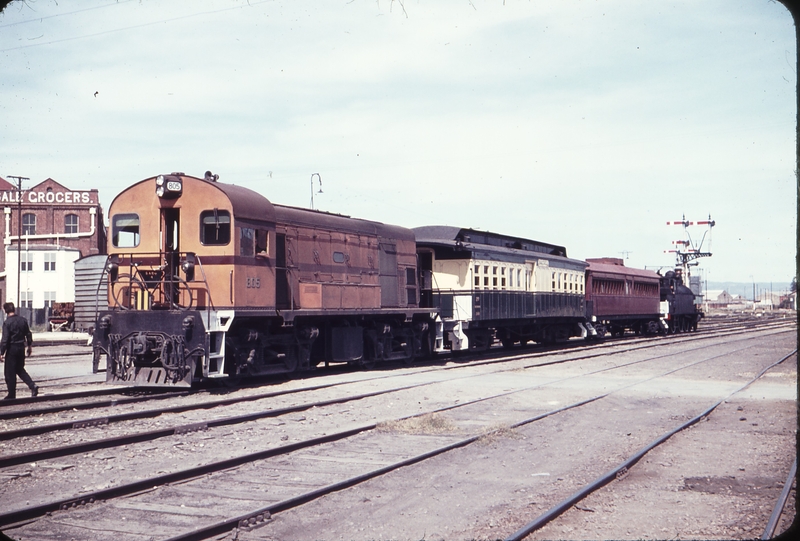 102842: Port Adelaide Dock up side Down ARHS Special 805 leading F 170 at rear