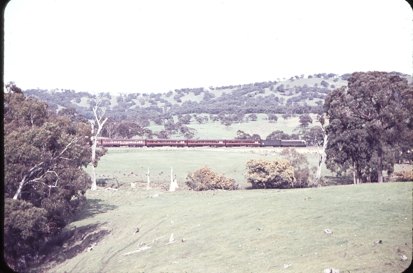 103218: Kilmore East up side Mile 38.5 Down Intercapital Daylight Express S 31x