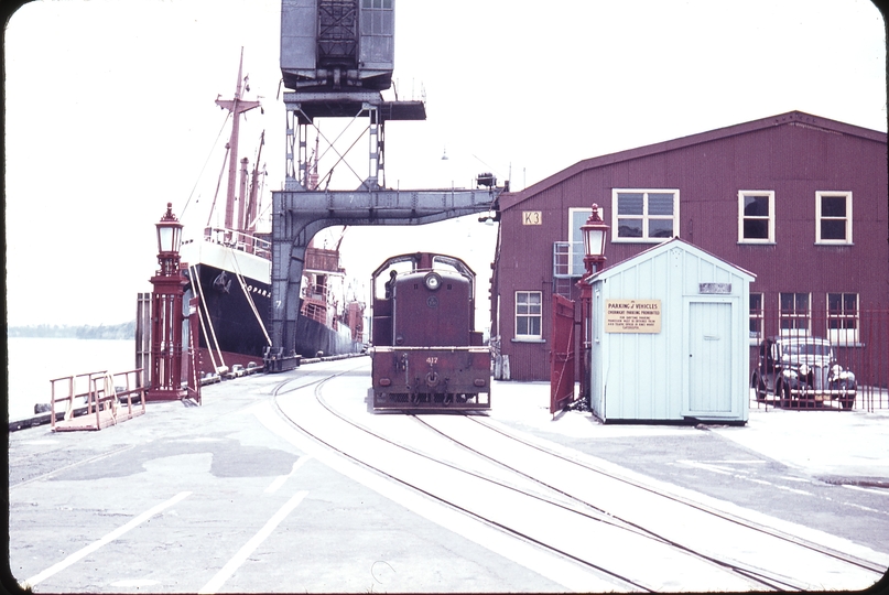 103352: Auckland Wharf Shunter Dsc 417