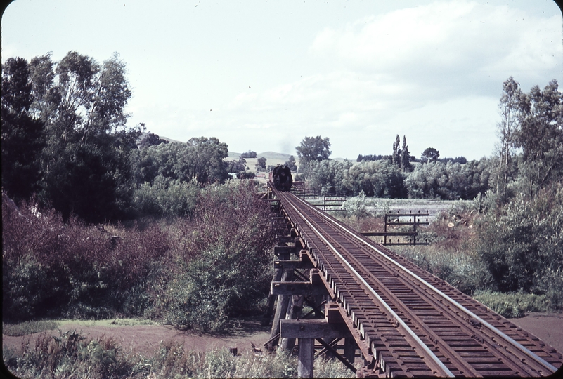 103413: Waipukurau Down Gisborne Express Ka 931