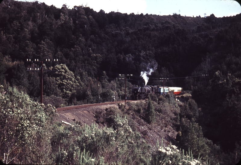 104215: Argent Tunnel Up End Up AREA Special G 16