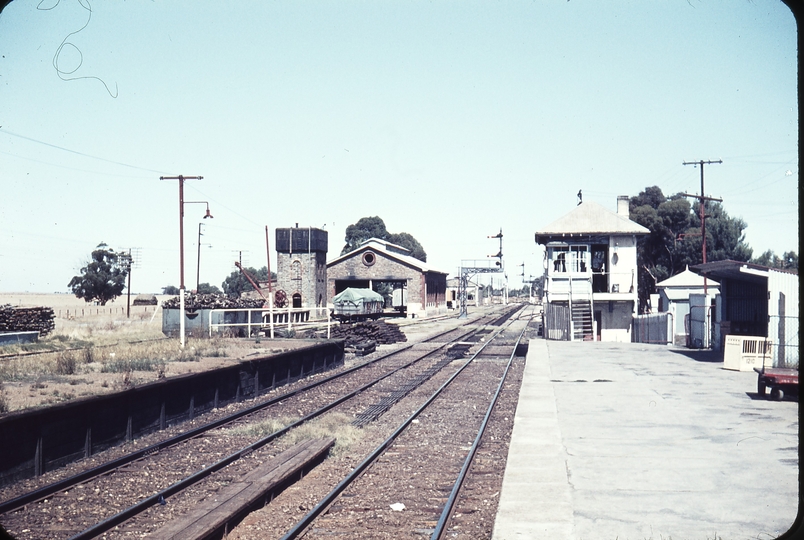 104274: Riverton Looking towards Adelaide