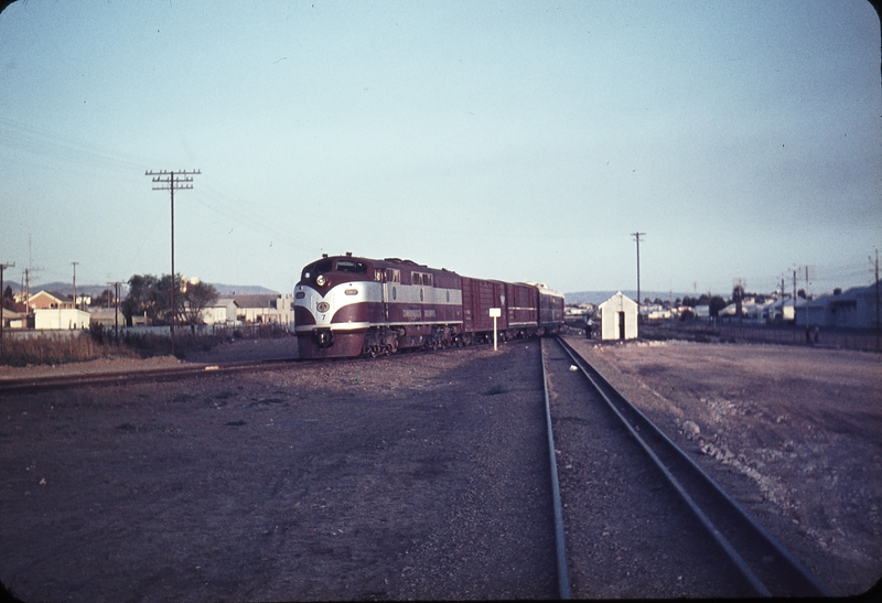 104359: Port Augusta Westbound Trans Australian GM 7