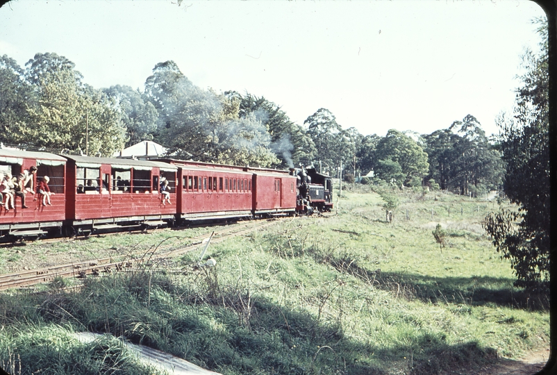 104547: Menzies Creek 12:48pm Up Passenger 7A