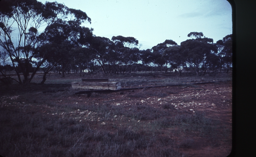 104931: Morkalla End of Track Most distant from Melbourne on VR