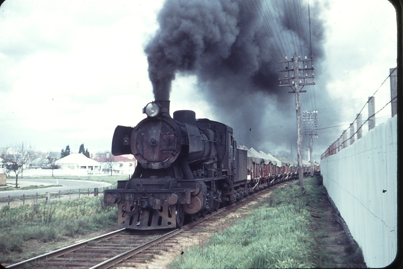 105059: Ballarat North Down Goods to Maryborough J 559