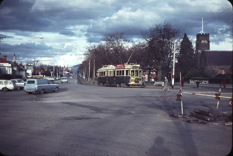 105064: Sturt Street West at Pleasant Street Up 41