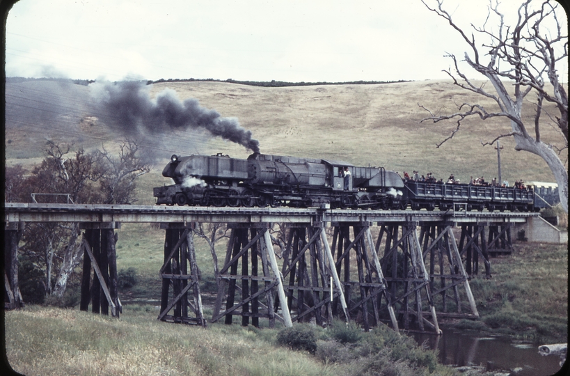 105184: Moorabool River Bridge Down ARE Special No 3 G 33