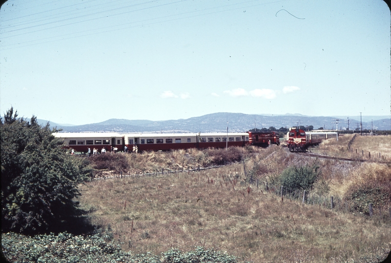 105388: Western Junction Up Tasman Limited Y 2 and Down Tasman Limited Y 1