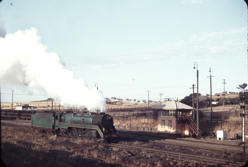 105459: Goulburn Light Engine from Depot 3813