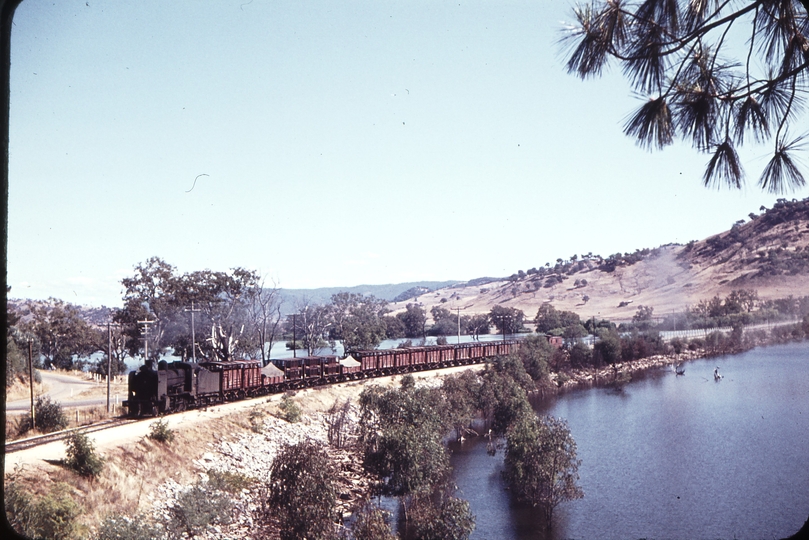 105537: Tallangatta down side Down Goods K 184