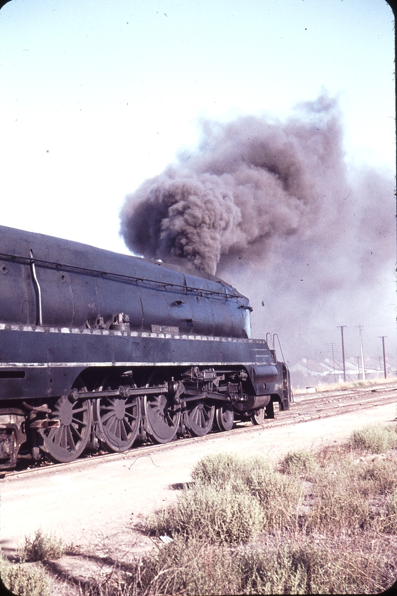 105579: Tailem Bend Shunt 521