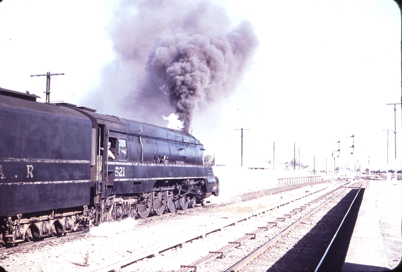 105581: Tailem Bend 8:30am Up Passenger 521