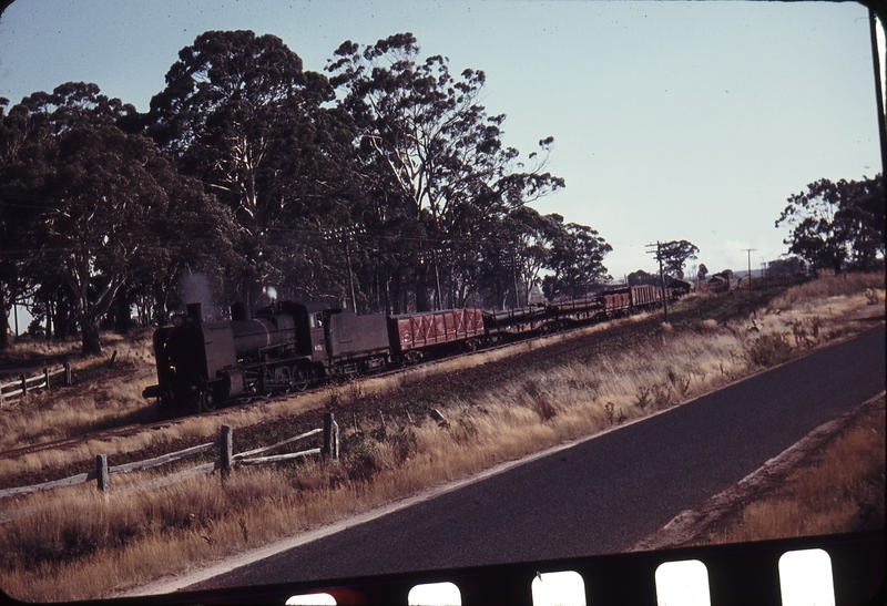 105843: Mile 62 Daylesford Line Up Goods K 172