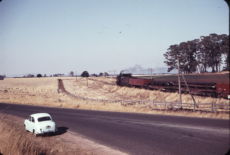 105845: Mile 62 Daylesford Line Up Goods K 172