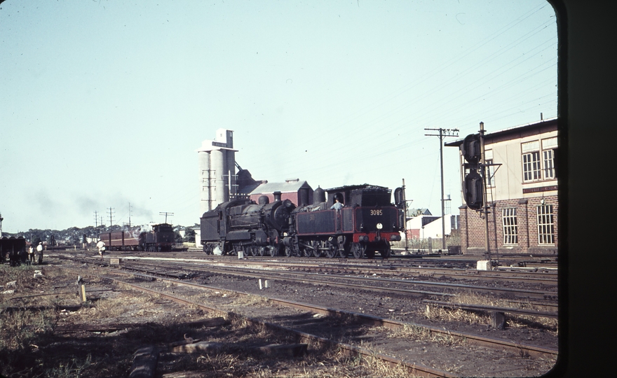 105940: Broadmeadow Up Suburban 3130 and Down Light Engines 3534 3085