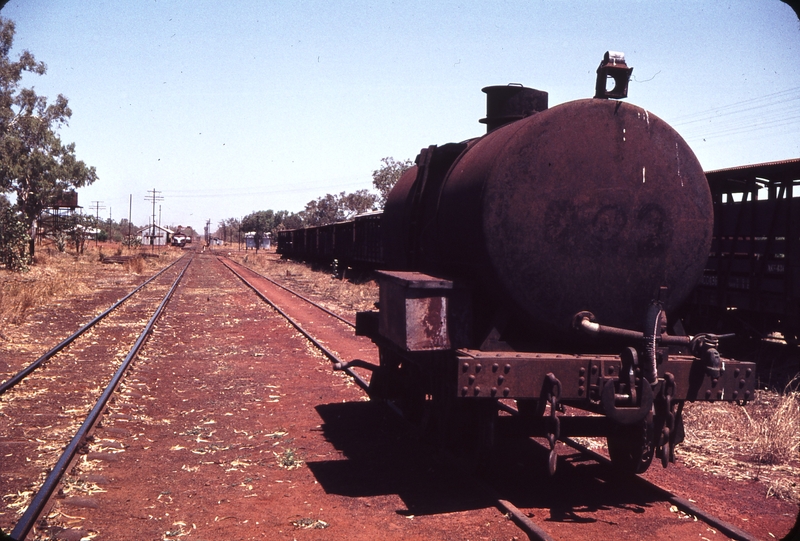 106135: Larrimah ex WAGR Water Gin with Vacuum Pipe Connections