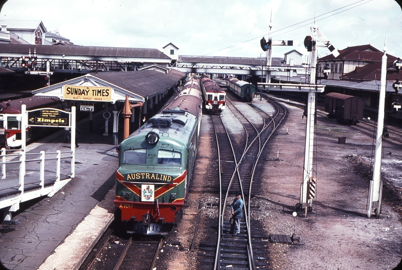 106446: Perth Down Australind Express X 1017