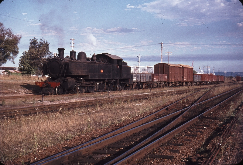 106500: Welshpool Shunter Dm 582