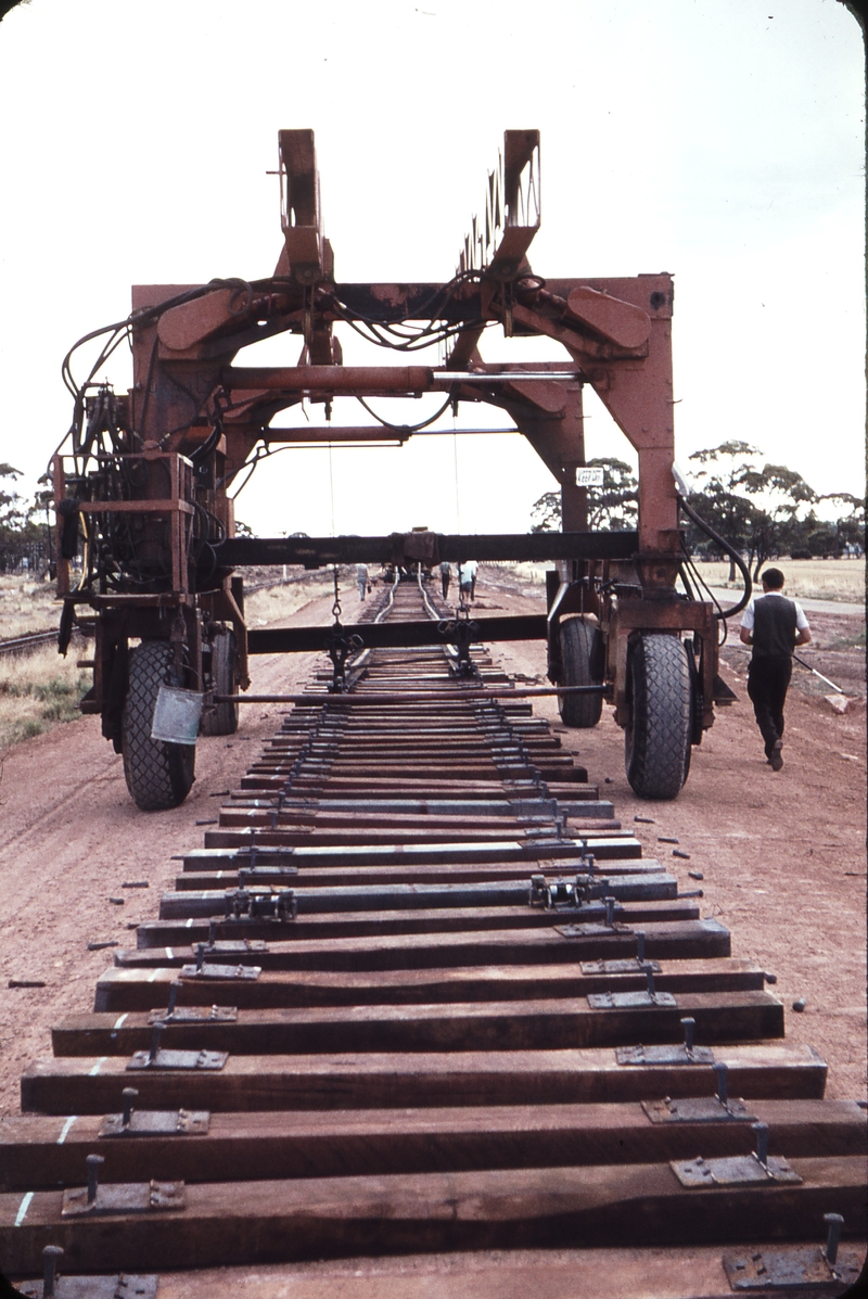 106822: Doodlakine down side Straddle Crane at end of Steel on Standard Gauge Line Looking West