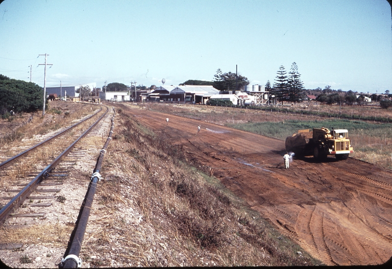 106931: Contract C22 13M 57Ch Earthworks in Progress Looking East