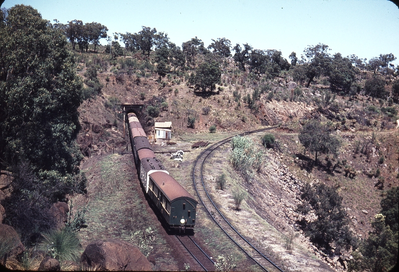 106951: Swan View Tunnel and Deviation Down End Up Westland Express A 1502