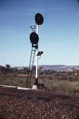 107152: Serpentine Up Home Signal at Down End