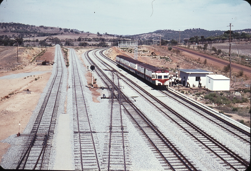 107200: West Toodyay Up WAGR Special Wildflower Railcar ADF 492 leading