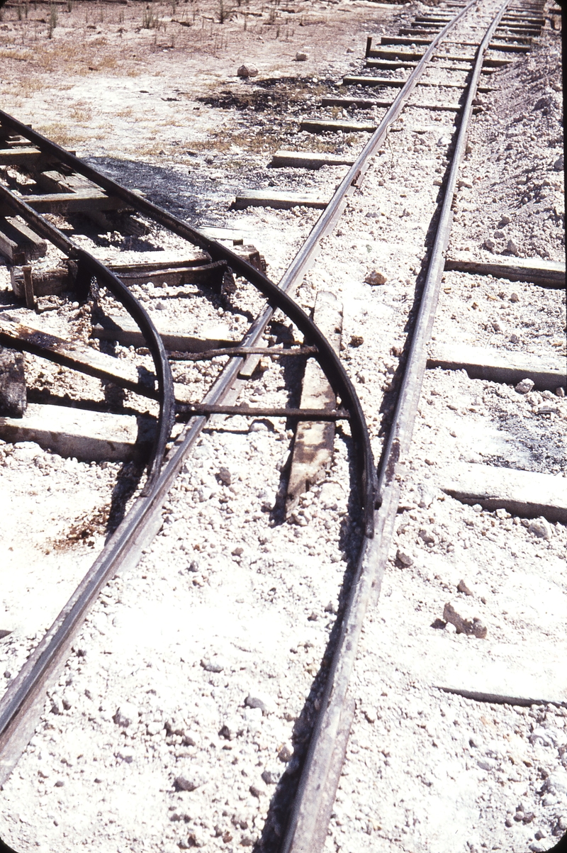 107224: Maylands Brickworks White Clay Pit Lift out turnout to temporary track