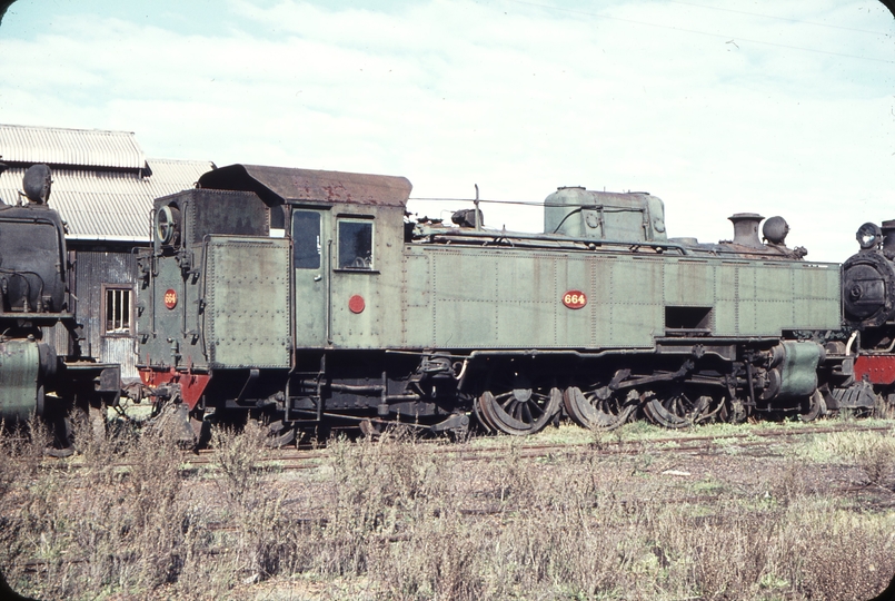 107482: Midland ex MRWA Depot UT 664