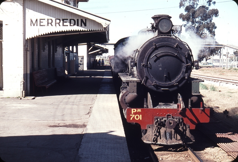 107629: Merredin Goods from Narembeen Pm 701