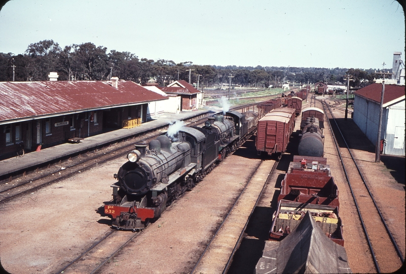 107827: Narrogin Down Goods from Williams Pr 532 W 940