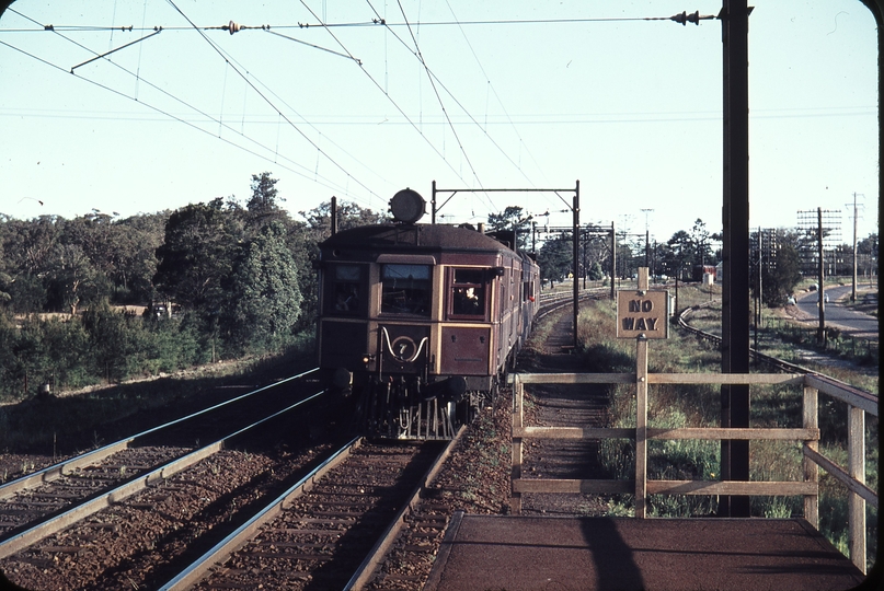 107975: Loftus Up Rail Motor from Waterfall CPH 7 leading