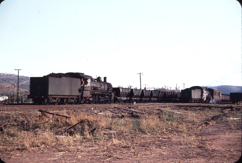 108256: Collinsville Shunter BB18 1029 and Rear end banker BB18 1044